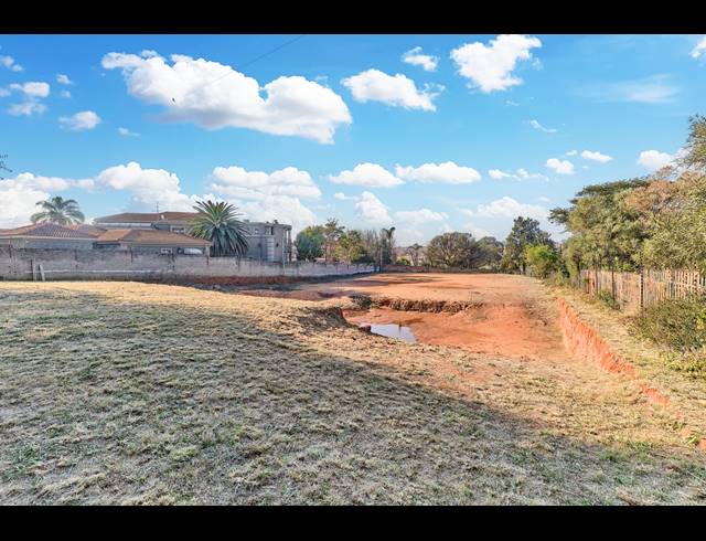 2,237M² VACANT LAND FOR SALE IN RUIMSIG
